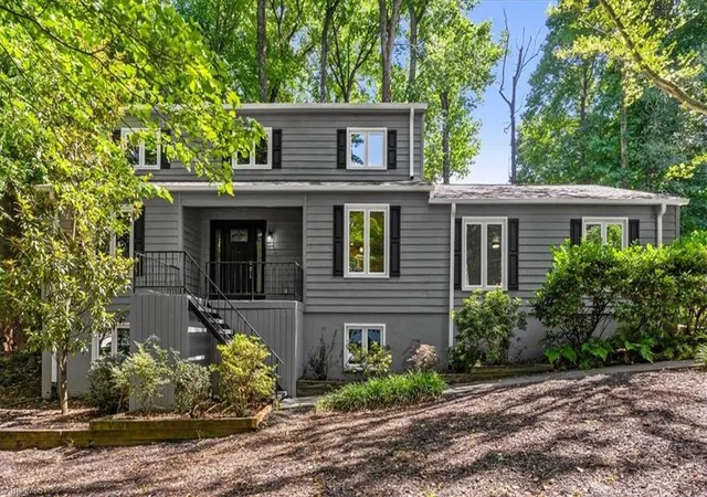 2nd image of 4803 Horseshoe Ln, Greensboro, NC 27410 | MLS# 1222708