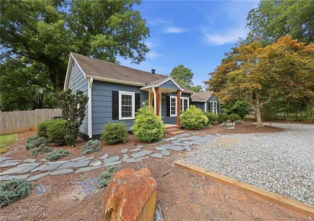 Homes for sale in Mebane, NC | 4157 Old Hillsborough Rd, Mebane, NC 27302 | MLS# 1225013