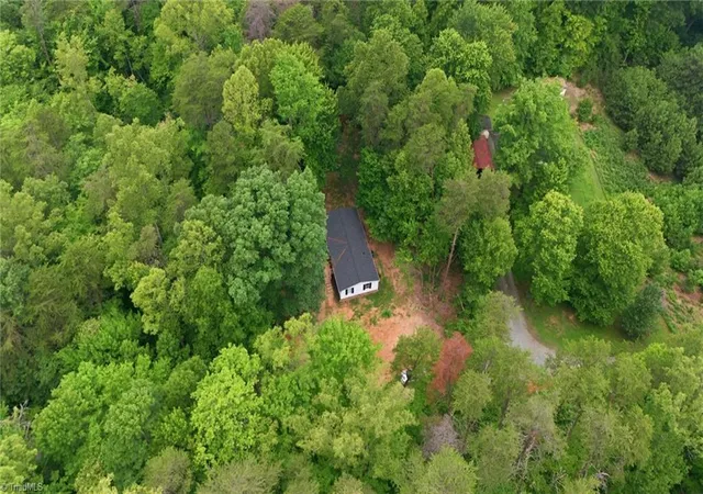 Photo 4 of Manufactured home for sale at 155 Coryland Dr, Walkertown, NC 27051 | MLS# 1228910 | Listing updated on 2026-08-27
