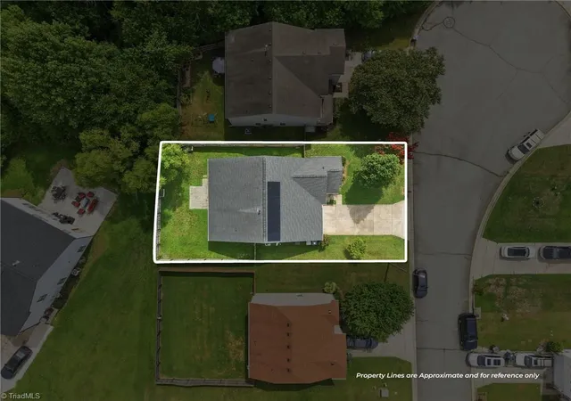 Photo 2 of Sale Pending at 1321 Perga Ct, Greensboro, NC 27406 | MLS# 1228391 | Listing updated on 2026-10-05