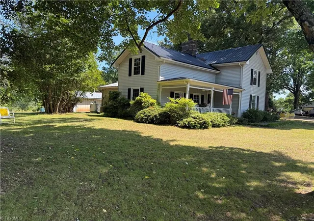 Homes for sale in Yanceyville, NC | 4560 Old Nc Hwy 86 N, Yanceyville, NC 27379 | MLS# 1220106