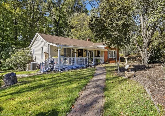 Single family home for sale at 555 N Bunker Hl Rd, Oak Ridge, NC 27310 | MLS# 1239966