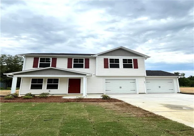 2nd image of 403 Unity St, Thomasville, NC 27360 | MLS# 1224316