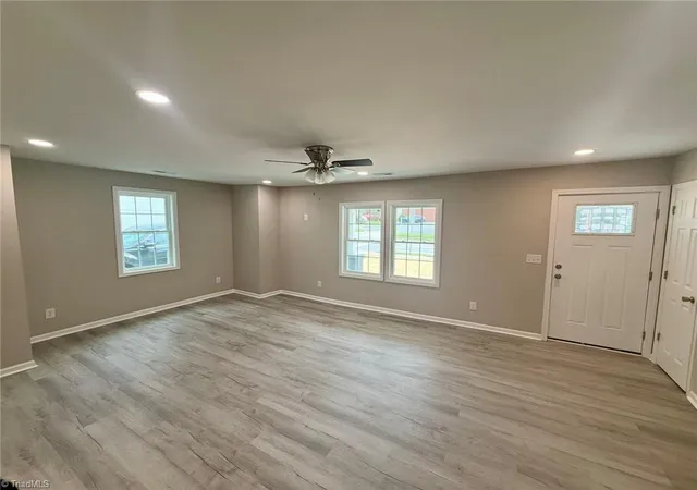 Photo 4 of Single family home for sale at 1510 Lovett St, Greensboro, NC 27403 | MLS# 1233354 | Listing updated on 2026-09-04