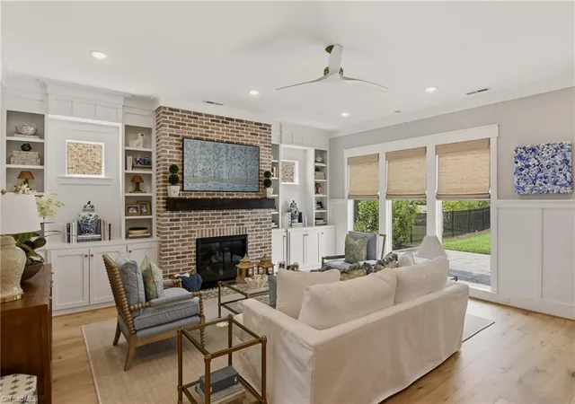 2nd image of 1181 Maple Chase Ln, Winston Salem, NC 27106 | MLS# 1226236