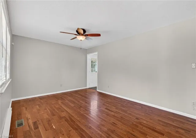 Photo 3 of Sale Pending at 829 Conover Dr, Eden, NC 27288 | MLS# 1223357 | Listing updated on 2026-08-29