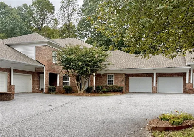 Photo 2 of Sale Pending at 6 Indigo Lake Ter #E, Greensboro, NC 27455 | MLS# 1198551 | Listing updated on 2025-12-20