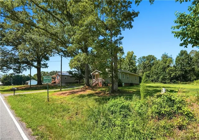 Photo 3 of Single family home for sale at 201 Wolf Is Rd, Reidsville, NC 27320 | MLS# 1231245 | Listing updated on 2026-09-15