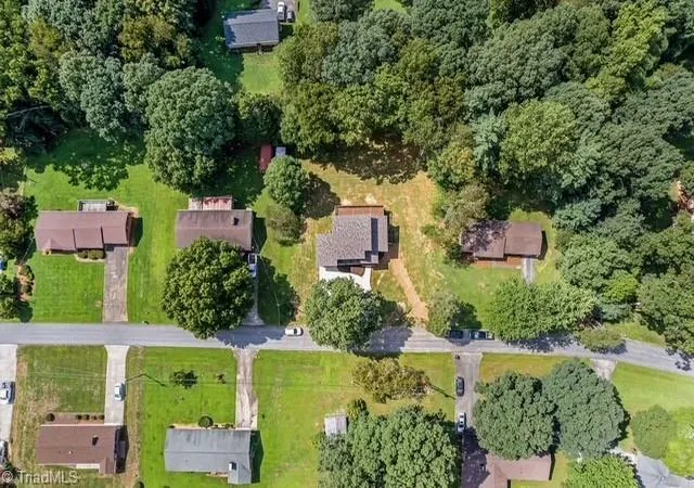 Photo 5 of Single family home for sale at 168 Robinhood Rd, North Wilkesboro, NC 28659 | MLS# 1230791 | Listing updated on 2026-08-30