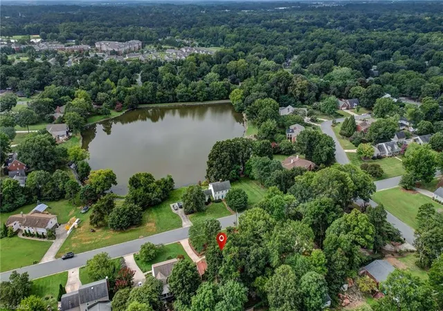 Photo 3 of Sale Pending at 1823 Woodhue Dr, Burlington, NC 27215 | MLS# 1233484 | Listing updated on 2026-09-19