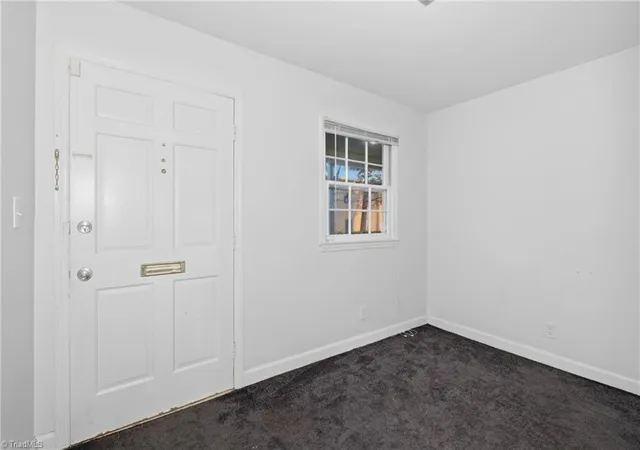 3rd image of 2810 Carriage Dr, Winston-Salem, NC 27106