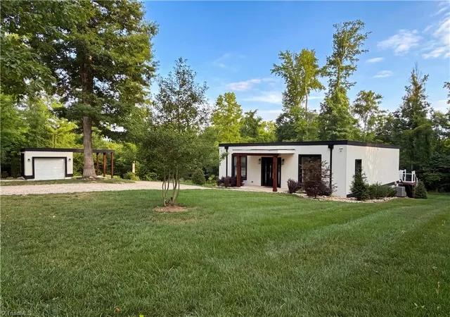 3rd image of 150 Ivory Ln, Lexington, NC 27292 | MLS# 1226392