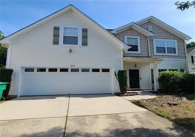 1st image of 895 Jennifer Ln, High Point, NC 27265 | MLS# 1223425