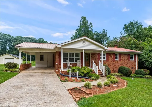 1st image of 706 Fairwood Trl, Asheboro, NC 27205 | MLS# 1229289