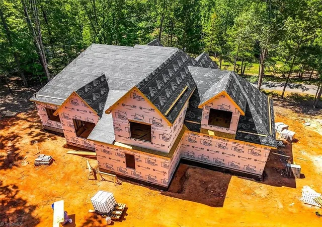 Photo 3 of Sale Pending at 278 Westminster Ct, Asheboro, NC 27205 | MLS# 1205829 | Listing updated on 2026-09-17