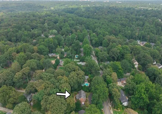 48th image of 3709 Kirklees Rd, Winston Salem, NC 27104 | MLS# 1230200