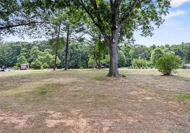 3rd image of 9771 Woodruff Rd, Kernersville, NC 27284 | MLS# 1224868