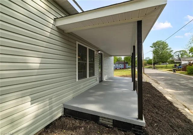 5th image of 321 S Branch St, Reidsville, NC 27320 | MLS# 1225366