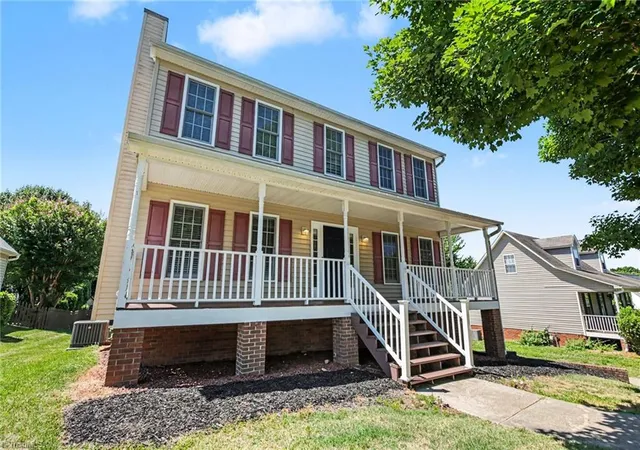 Photo 1 of Single family home for sale at 2910 Bridgeport Dr, Winston Salem, NC 27103 | MLS# 1223363 | Listing updated on 2026-09-29