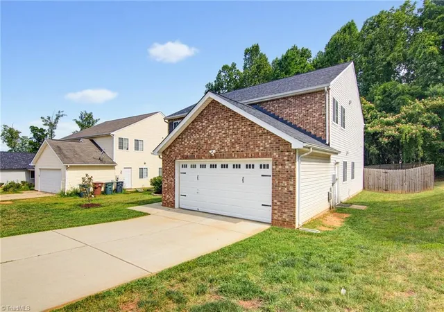 40th image of 913 Topsail Dr, Browns Summit, NC 27214 | MLS# 1224928