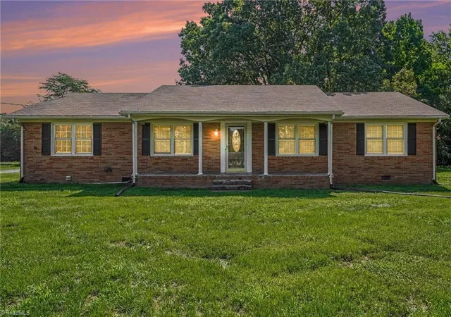 35th image of 801 Woodard Dr, Whitsett, NC 27377 | MLS# 1230866