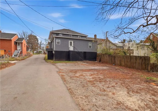 5th image of 528 N Scales St, Reidsville, NC 27320 | MLS# 1214466