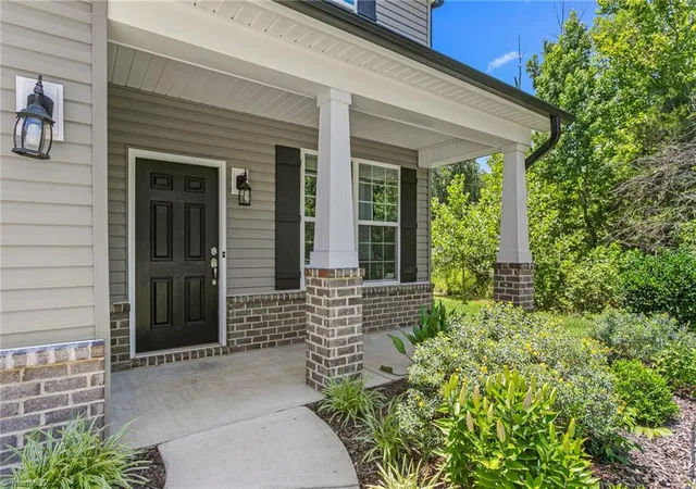 Homes for sale in Elon, NC | 1442 Stone Gables Dr, Elon, NC 27244 | MLS# 1226088