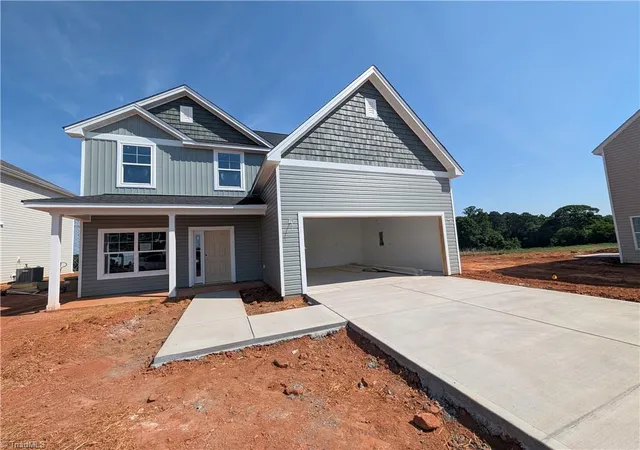 1st image of 1318 Dandridge Dr, Kernersville, NC 27284 | MLS# 1226912