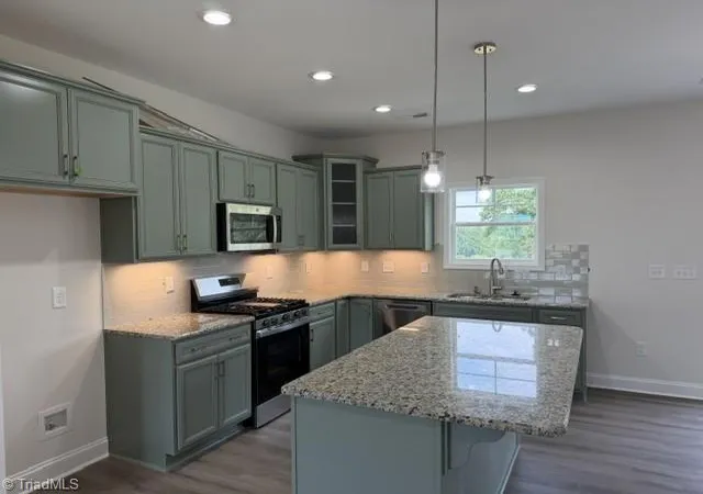 3rd image of 1318 Dandridge Dr, Kernersville, NC 27284 | MLS# 1226912