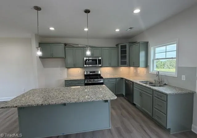 4th image of 1318 Dandridge Dr, Kernersville, NC 27284 | MLS# 1226912