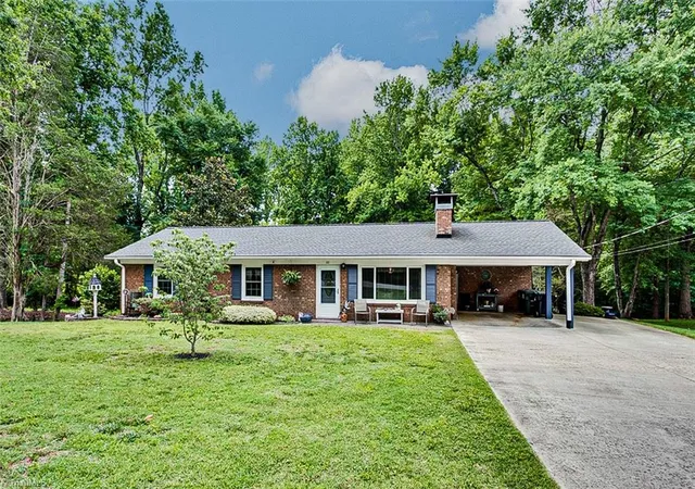 Homes for sale in Lexington, NC | 111 Sidney St, Lexington, NC 27295 | MLS# 1224684