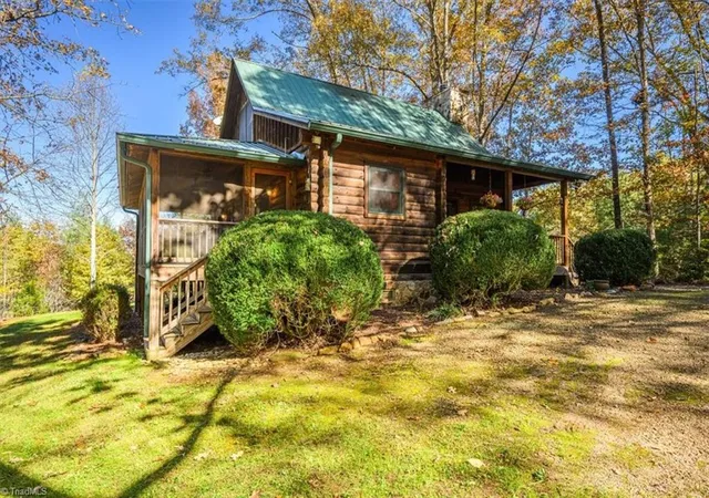 5th image of 87 Prater Cove Rd, Franklin, NC 28734 | MLS# 1202396