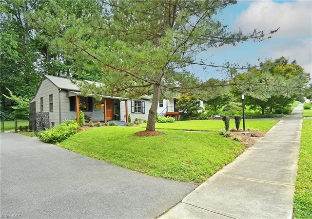 Photo 1 of Single family home for sale at 518 Cascade Ave, Winston Salem, NC 27127 | MLS# 1233296 | Listing updated on 2026-10-13