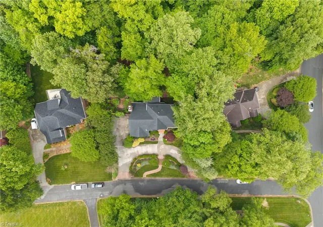 49th image of 3763 Sandalwood Ln, Winston Salem, NC 27106 | MLS# 1219116