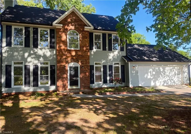 Homes for sale in Rural Hall, NC | 8988 Stamford Club Ct, Rural Hall, NC 27045 | MLS# 1217385