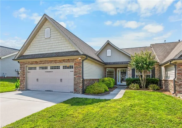 Photo 3 of Single family home for sale at 665 Chas Ct, High Point, NC 27265 | MLS# 1230988 | Listing updated on 2026-09-14