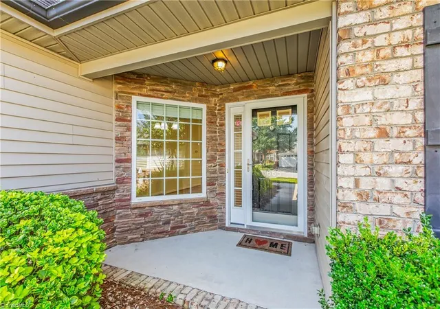 Photo 3 of Single family home for sale at 665 Chas Ct, High Point, NC 27265 | MLS# 1230988 | Listing updated on 2026-10-05