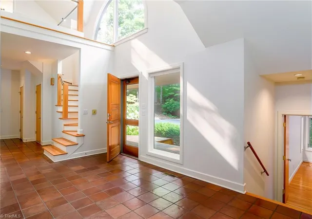 5th image of 856 Buttonwood Dr, Winston Salem, NC 27104 | MLS# 1229340