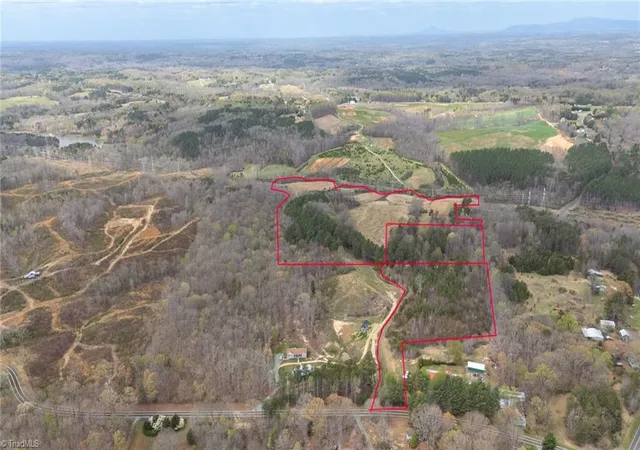 Homes for sale in Walnut Cove, NC | 6988 Salem Chapel Rd, Walnut Cove, NC 27052 | MLS# 1215099