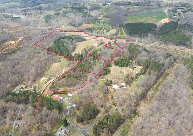 Homes for sale in Walnut Cove, NC | 6988 Salem Chapel Rd, Walnut Cove, NC 27052 | MLS# 1215099
