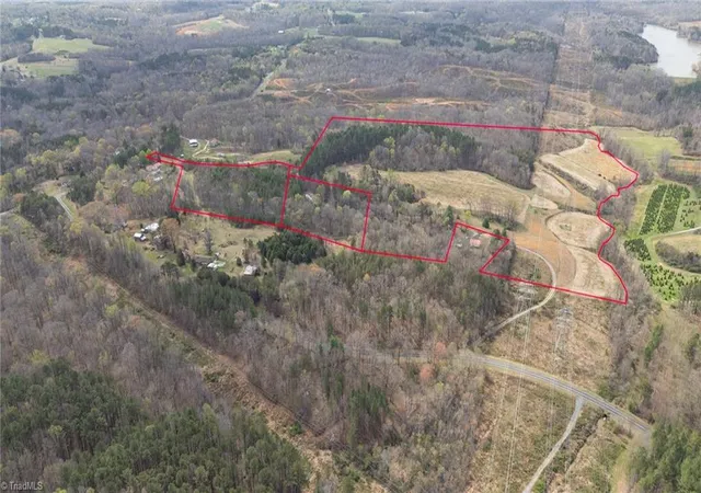 Homes for sale in Walnut Cove, NC | 6988 Salem Chapel Rd, Walnut Cove, NC 27052 | MLS# 1215099