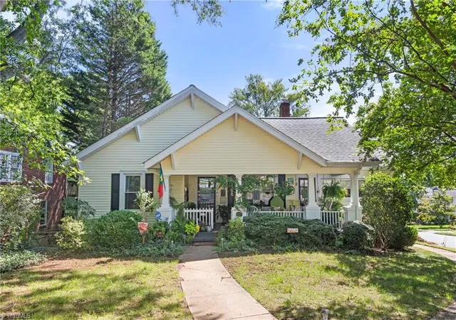 1st image of 627 Hawthorne Rd, Winston Salem, NC 27103 | MLS# 1231644