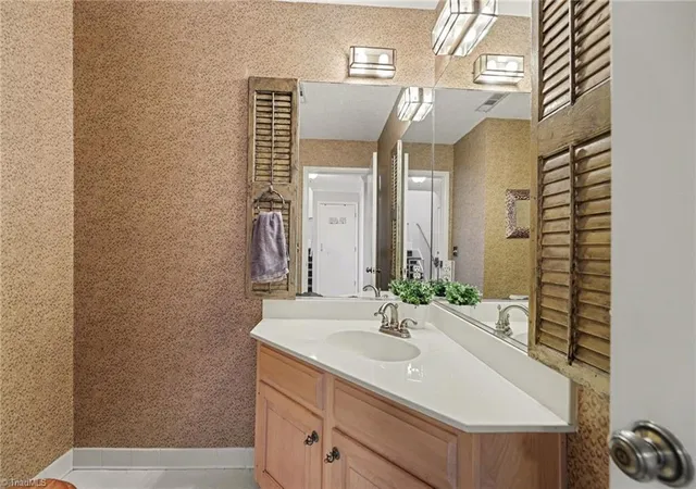 Photo 3 of Single family home for sale at 2313 Cypress Ct, High Point, NC 27265 | MLS# 1212262 | Listing updated on 2026-07-26