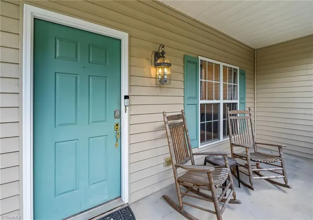 4th image of 7702 Perthshire Dr, Oak Ridge, NC 27310 | MLS# 1232928