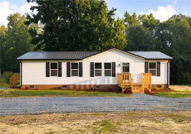 Homes for sale in Denton, NC | 20733 Nc Hwy 109, Denton, NC 27239 | MLS# 1223800