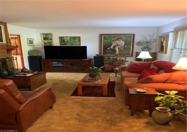 Photo 4 of Sale Pending at 2315 Frederick Dr, Winston Salem, NC 27103 | MLS# 1233761 | Listing updated on 2026-10-28