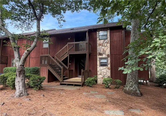 14th image of 103 Aspen Ct, Winston Salem, NC 27106 | MLS# 1231238