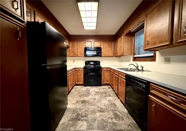 2nd image of 103 Aspen Ct, Winston Salem, NC 27106 | MLS# 1231238