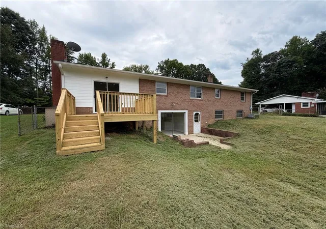 image of 140 Joyce Dr, Winston Salem, NC 27107 | MLS# 1231325