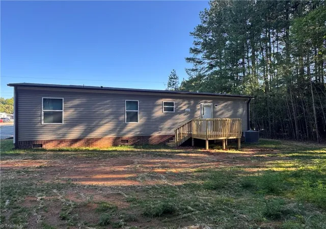 Homes for sale in Lexington, NC | 380 Ed Byerly Rd, Lexington, NC 27295 | MLS# 1225485